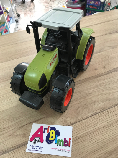 TRATTORE CLAAS