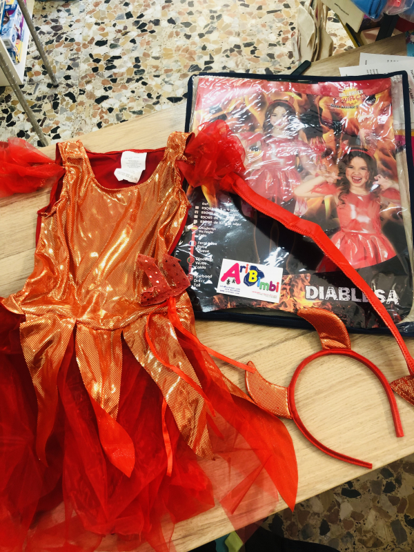 COSTUME DIAVOLESSA 5-6 ANNI, NUOVO COSTUME DIAVOLESSA 5-6 ANNI, NUOVO