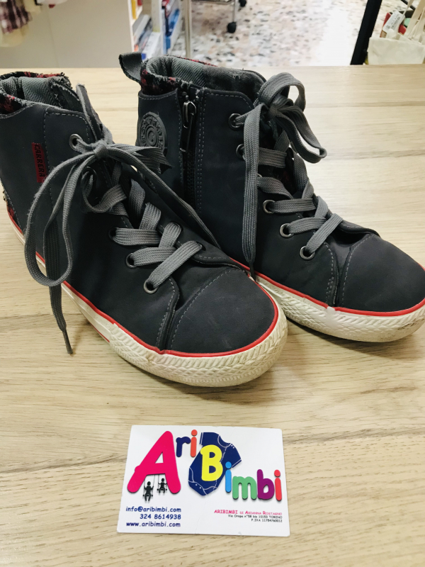 SCARPE CARRERA N 34, PARI AL NUOVO SCARPE CARRERA N 34, PARI AL NUOVO