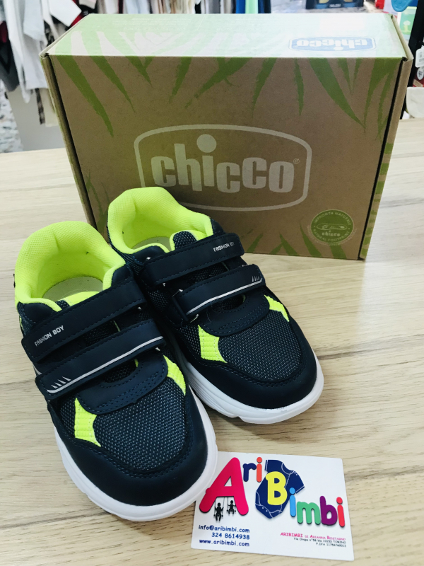 SCARPE CHICCO N 31, PARI AL NUOVO